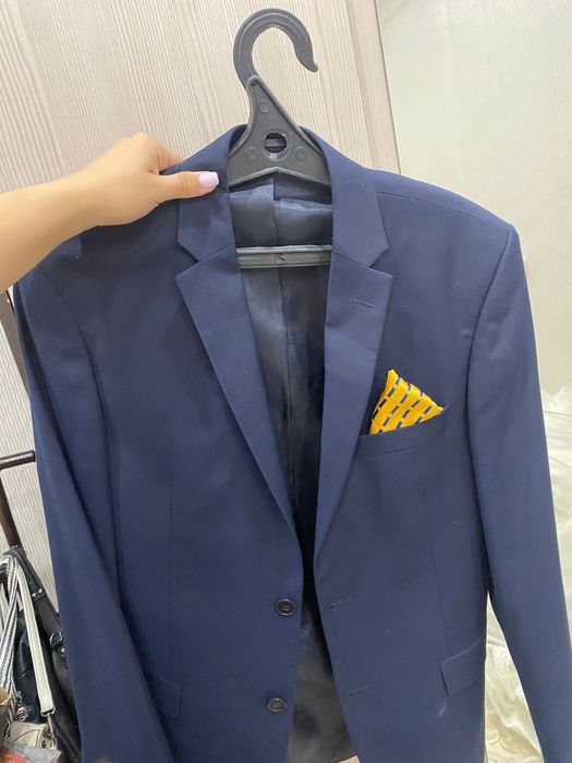 Срочно продам стильный пиджак с брюками