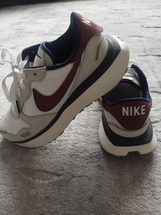 Дамски маратонки NIKE