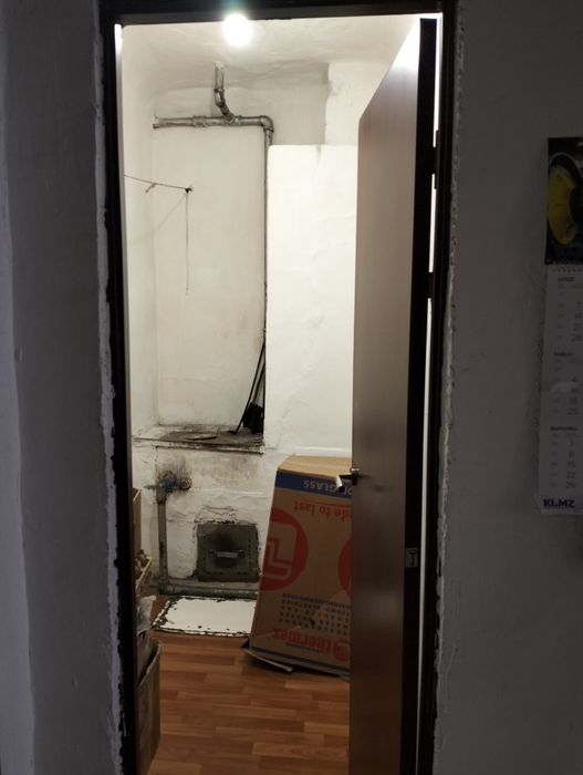 продаю квартиру .