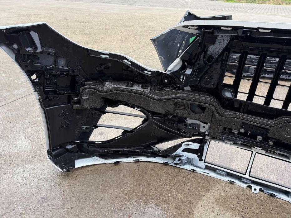 Mercedes e class w214 Amg 53 Мерцедес Е класа АМГ броня решетка