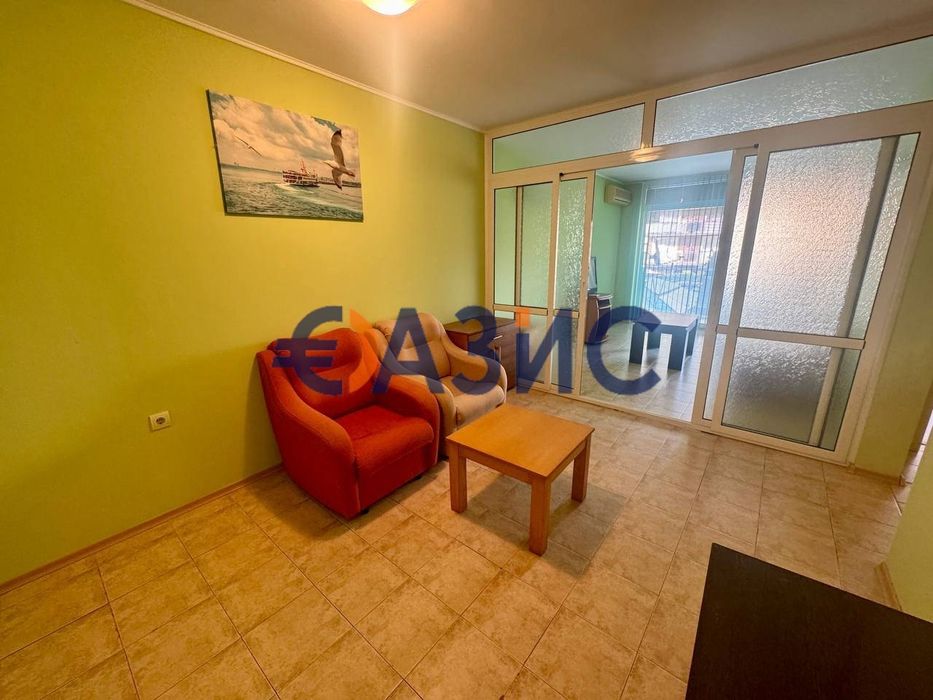 Продава се Четиристаен апартамент в к.к. Слънчев бряг - 75 кв.м за 544 €/кв.м - Снимка #1