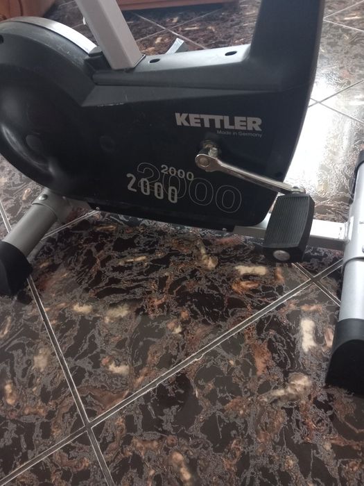 Bicicletă de cameră (fitness)