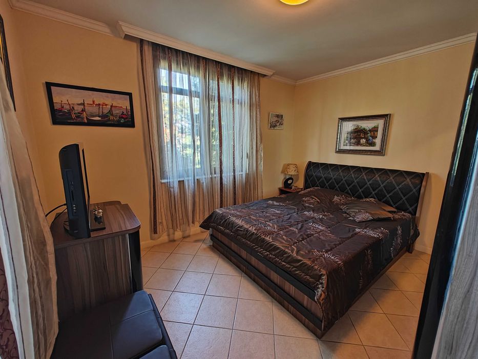 Продава се Тристаен апартамент в Созопол - 96 кв.м за 1652 €/кв.м - Снимка #11