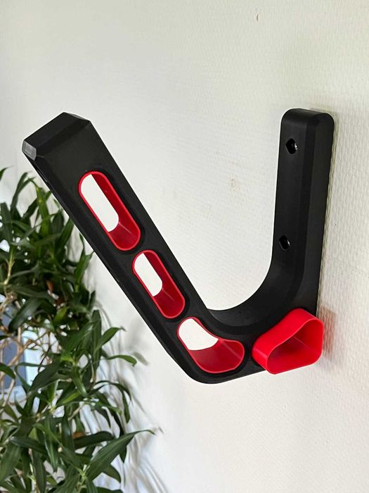 Стойка за каска на мотор