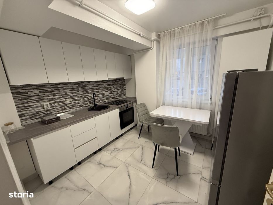 Inchiriere garsoniera decomandata