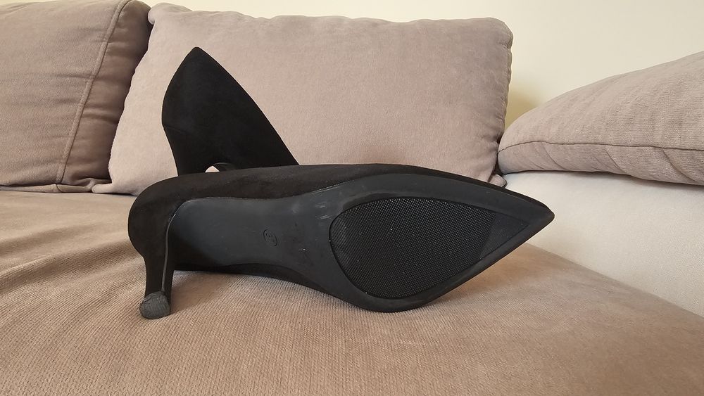 Черни елегантни обувки на ток, 38 номер