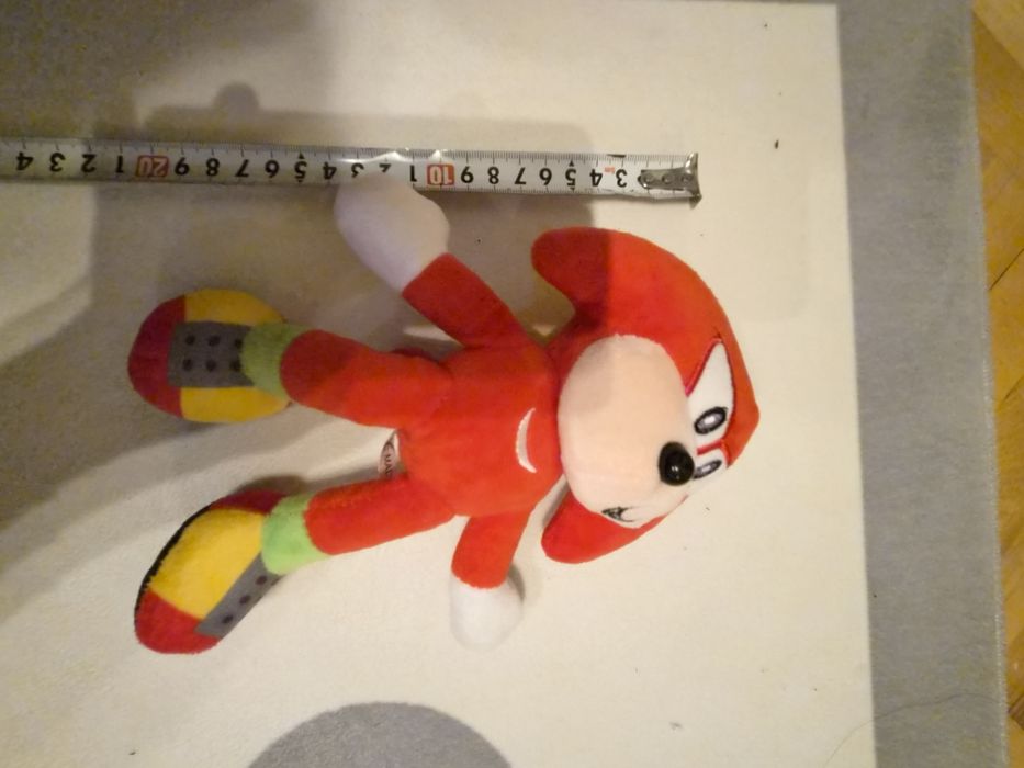 Продавам плюшени играчки Соник Sonic