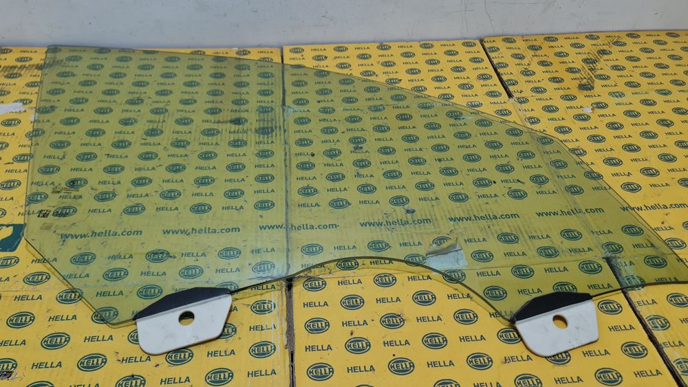 Sticla geam usa dreapta fata BMW X4 G02 F98 7463448