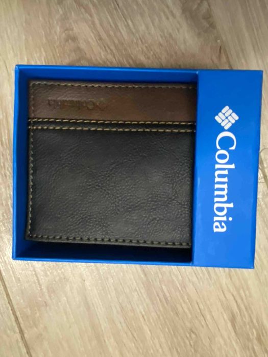 Мъжки кожен портфейл Columbia