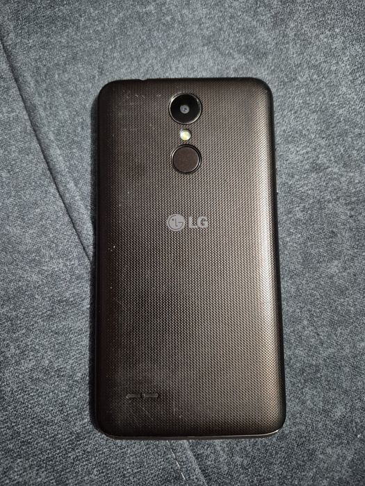 Продам телефон модель LG-X230