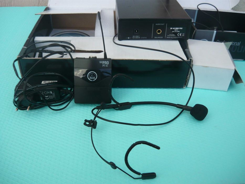 Продавам дистанционен микрофон- AKG C520L