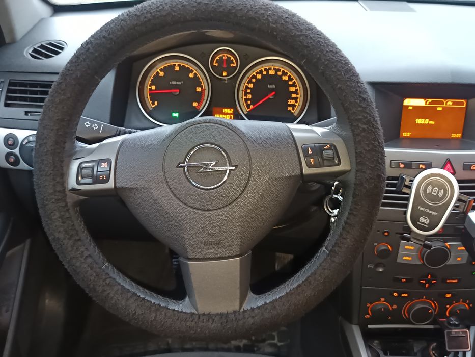 Vând urgent  Opel Astra Station Wagon  1900€