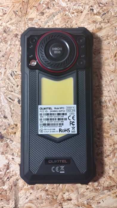 OUKITEL WP53 4G Telefon Rugged, rezistent la apă si praf, 6.52'' FHD+ Display, 11000mAh Baterie Mare, Lumină Puternică, Android 15(24GB+128GB NFC)