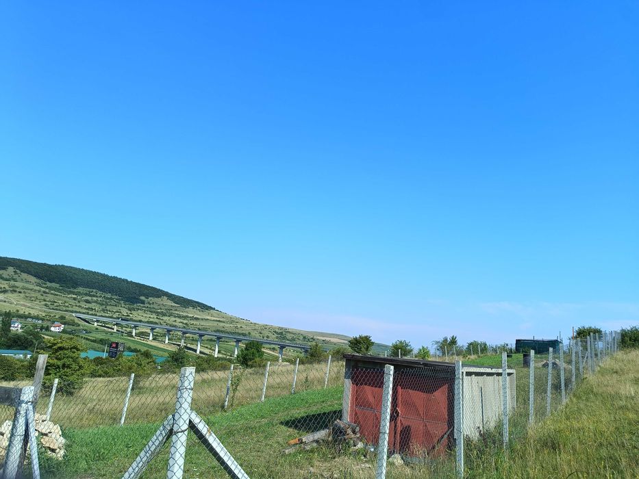 Vand teren foarte aproape de  Cluj