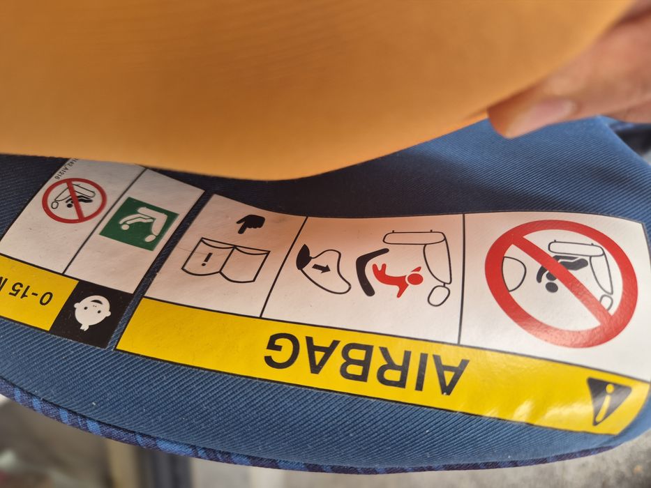 Scaun auto scoica Cybex Sirona S I-Size cu Rotire 360 de Grade 0-18 kg