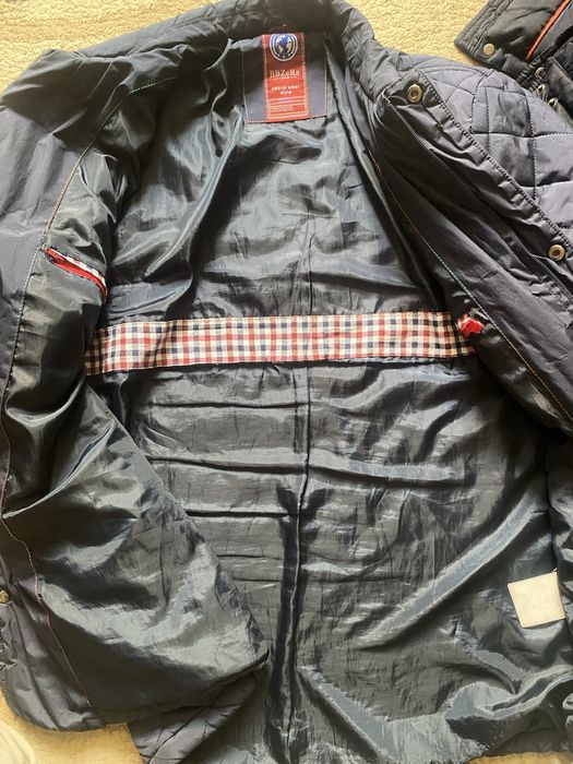 Куртка сатылады новый