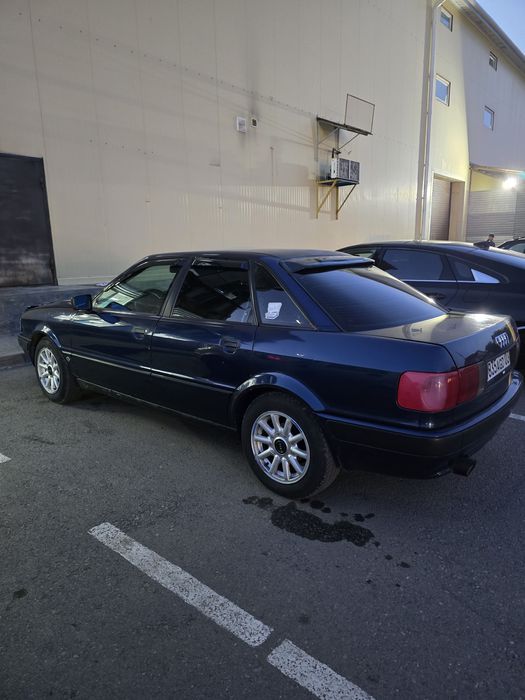 Продам аудиии 80 б4