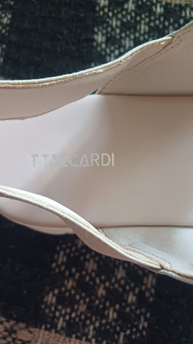 Босоножки новые, 41 размер