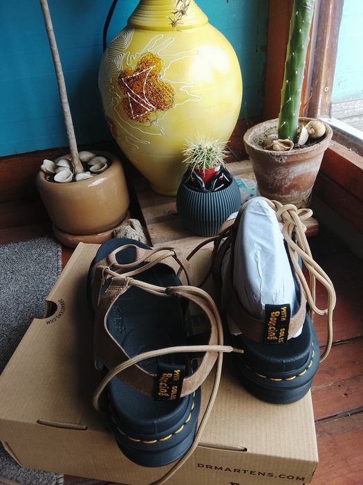 Дамски сандали  sandals Dr martens