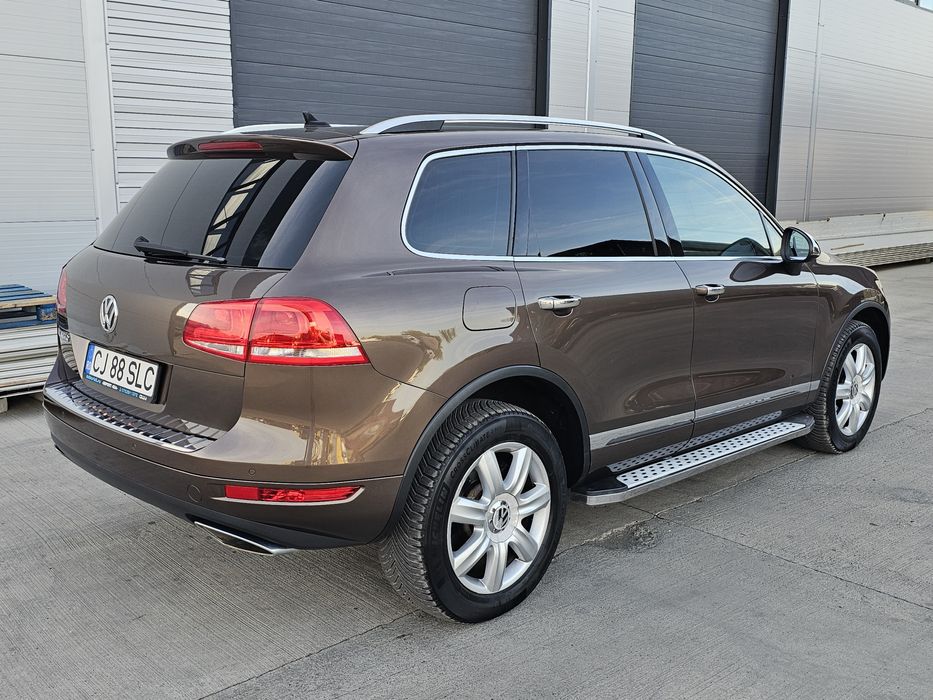 VW Touareg,4x4,3.0 Diesel,245CP,Navi,Jante,Piele,Cârlig, Posibil Rate*