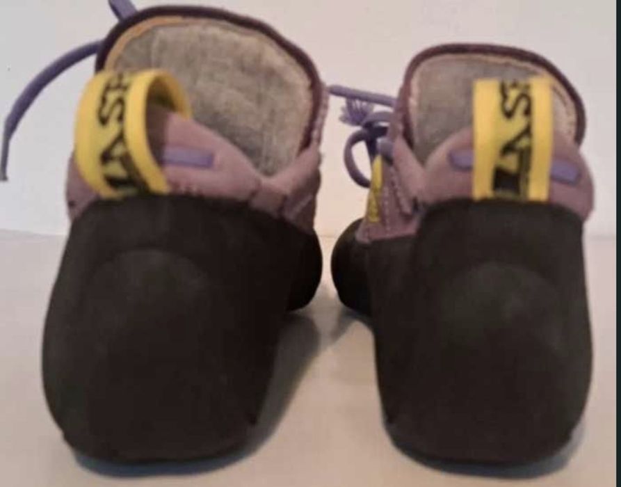 Espadrile escaladă / pantofi cătărare La Sportiva Mythos mărime 44 1/2
