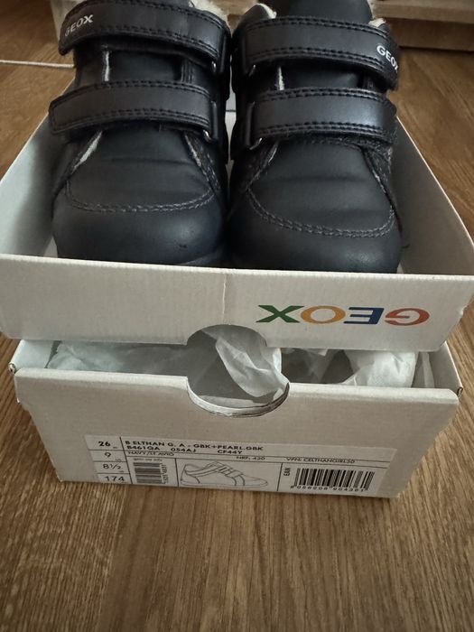 Ghetute Geox marimea 26