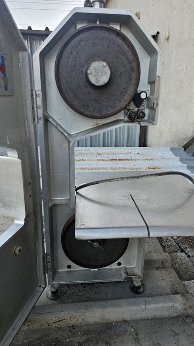 Банциг за месо риба кости Bizerba