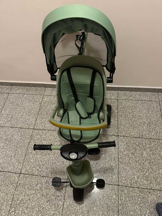 Триколка с въртяща се седалка Sport - Нова