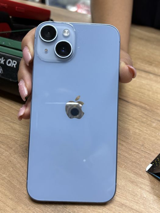 Iphone 14 256Гб аккумулятор 75%