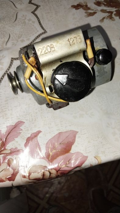 Матор от союзной швейной машинки, состояние рабочее,