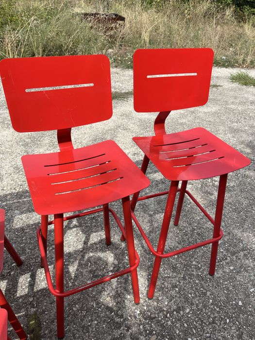 Столове метални за заведения