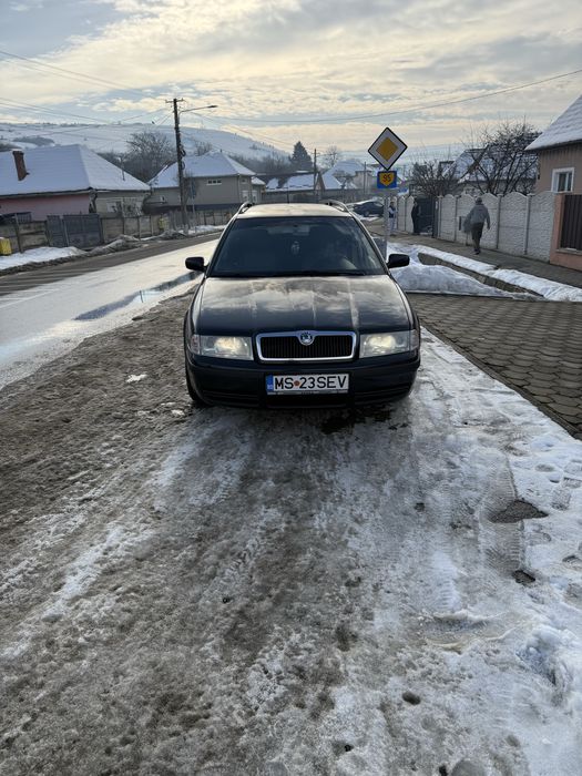 Vând skoda octavia 1