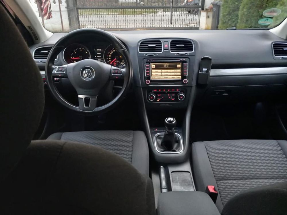 Dezmembrez Vw Golf 6 1 6tdi 2 0tdi 1 6tsi 1 4mpi Xenon Ploiesti • Olx Ro