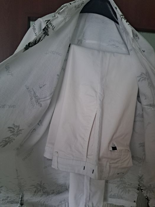 Pantalon de vara plus o camasa asortata