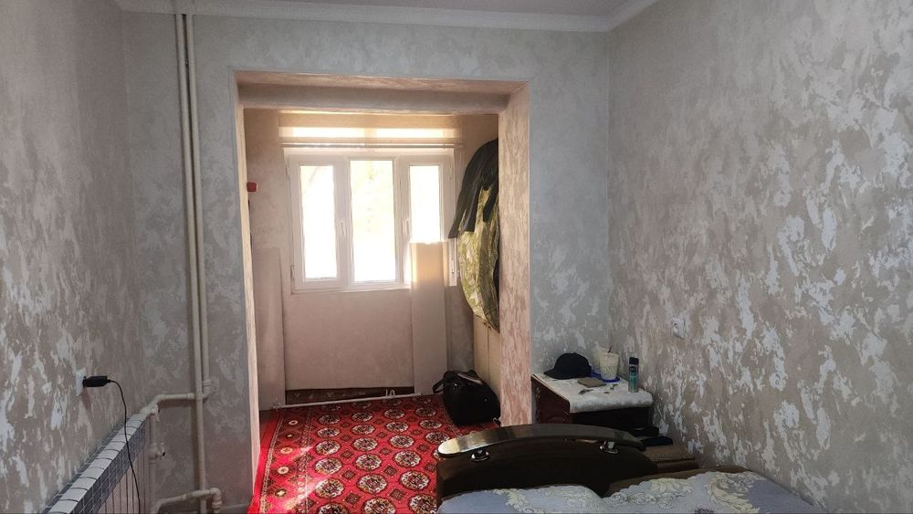 Учтепа 23 квартал Ажойиб нархда сотилади