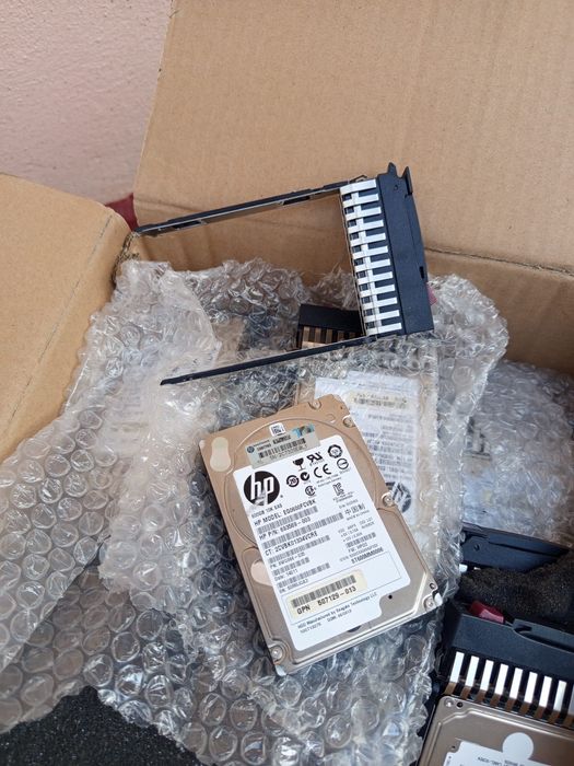 Hard disk 600 Gb server