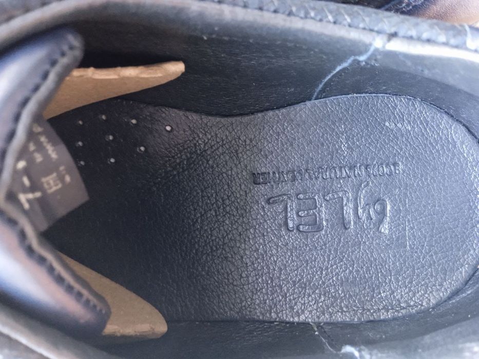 Туфли для мальчика 40 р. новые