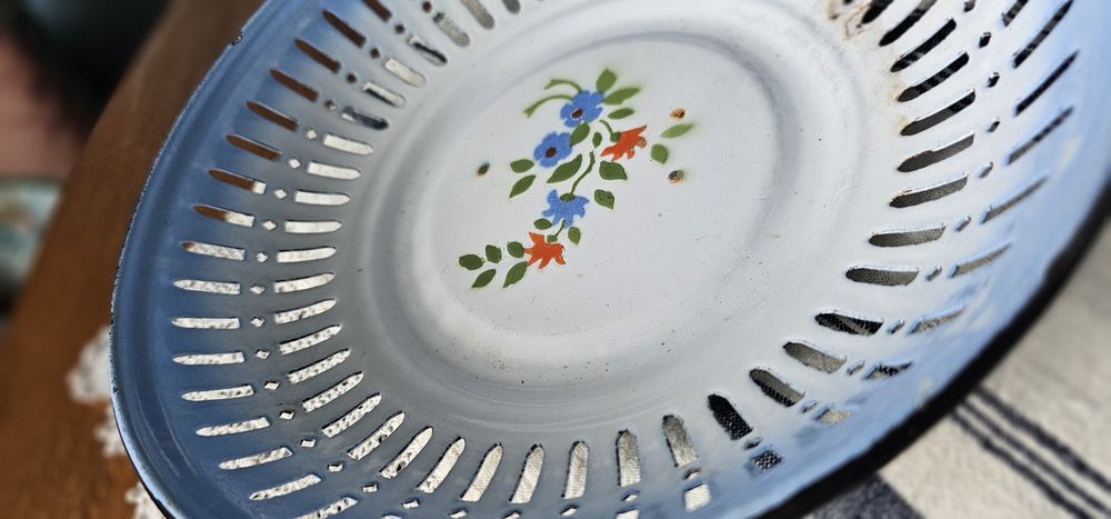 Емайлирани гевгири