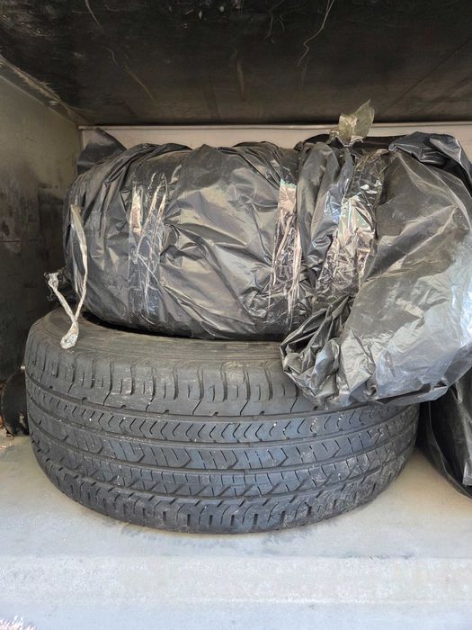 Бу балон 215/55 R17