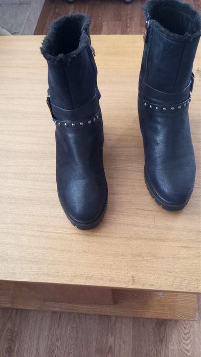 Женские зимние сапоги