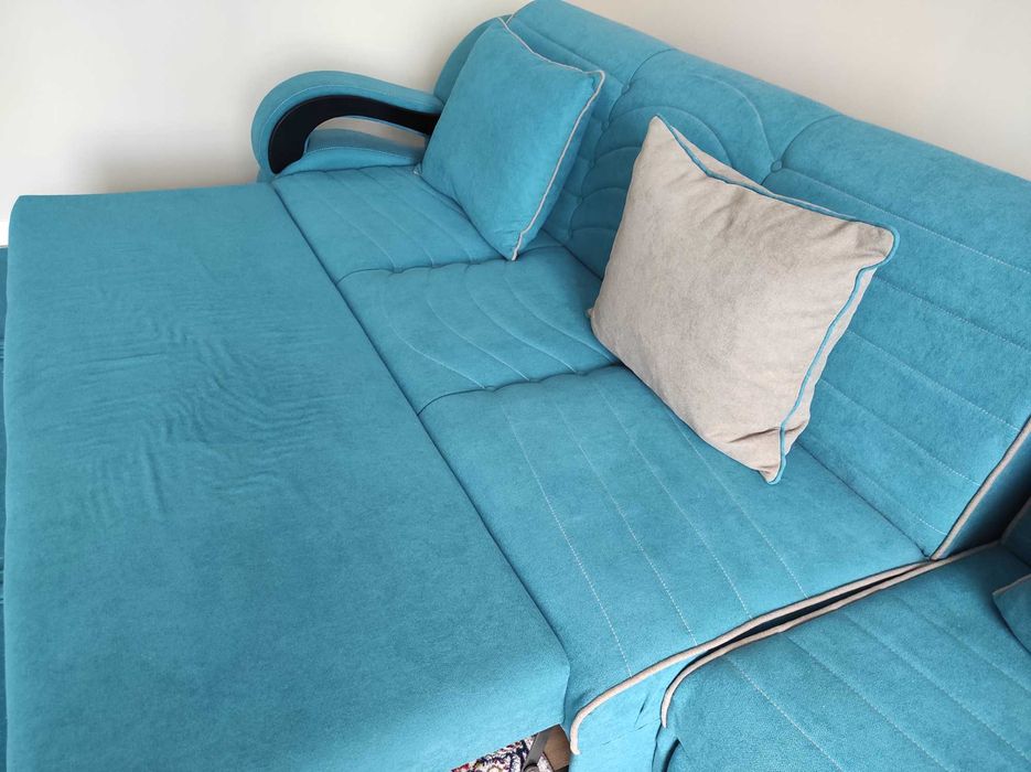 Продам 2 дивана по 2 м