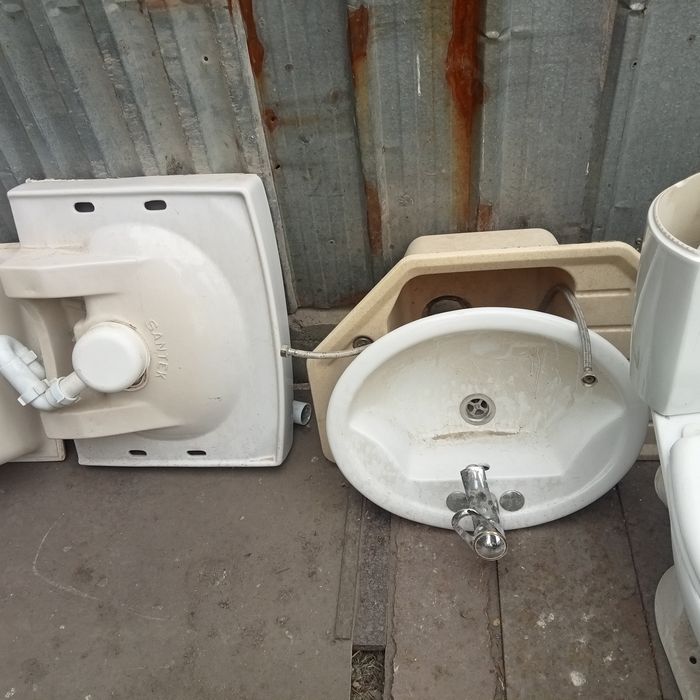 Раковины разные продам