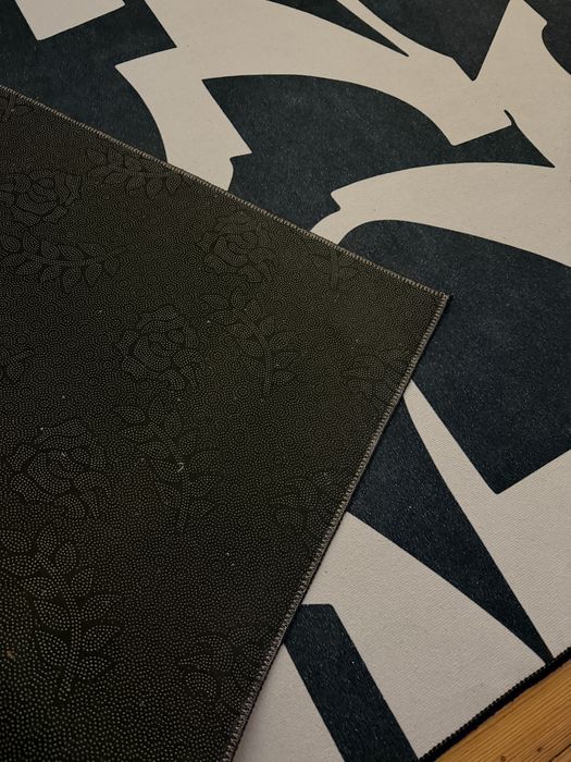 Продам ковер в гостиную 2х3 метра