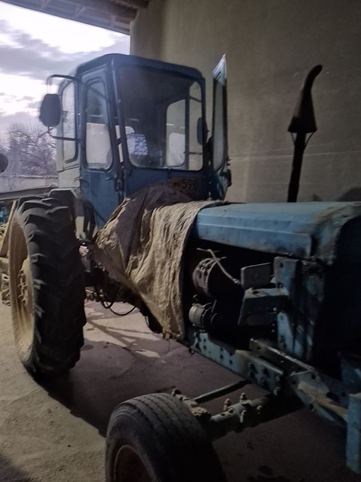 Traktor 28 balonlari 1 yil bo'ldi holati zur matorlar polniy bulgan