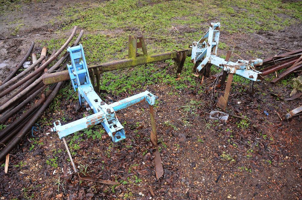 Tractor UTB L445 Leut Legumicol 45 CP 3 cilindri + utilaje gradinarit