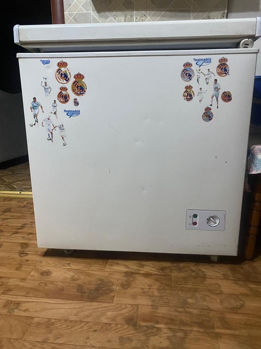Продам морозильную камеру