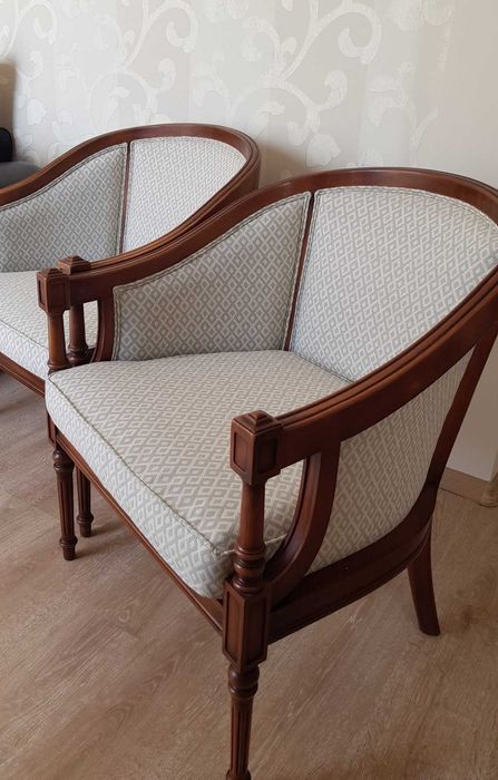 Двойка антикварни клубни кресла от 30-те години на миналия век