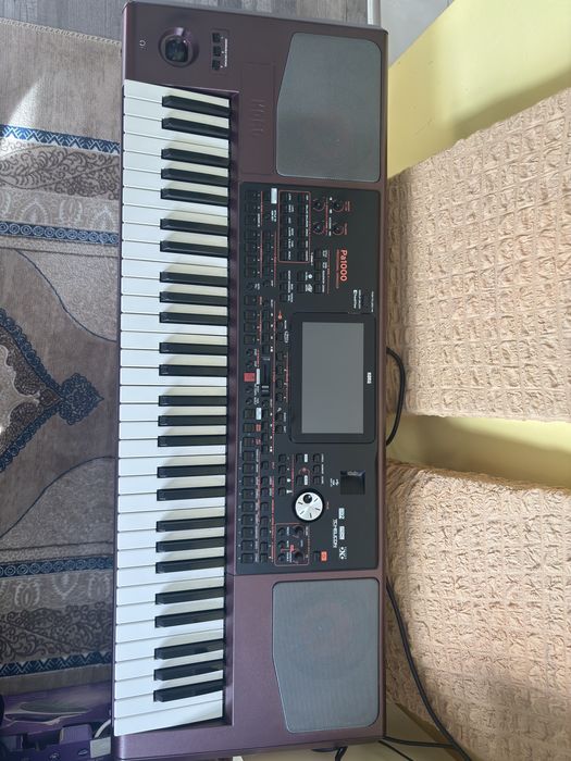 Продавам KORG PA1000