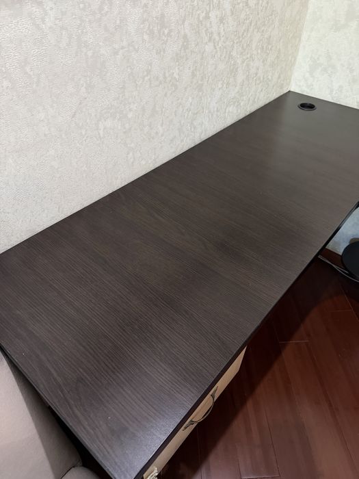 Стол компьютерный