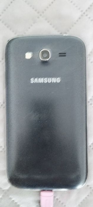 De vânzare 2 telefoane mobile